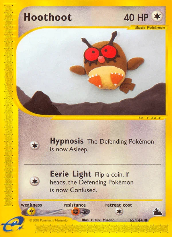 65, Colorless, Common, Fighting[-30], Lightning[×2], Normal, Reverse Holofoil, Skyridge Hoothoot (65/144) [Skyridge] - Trading Card World